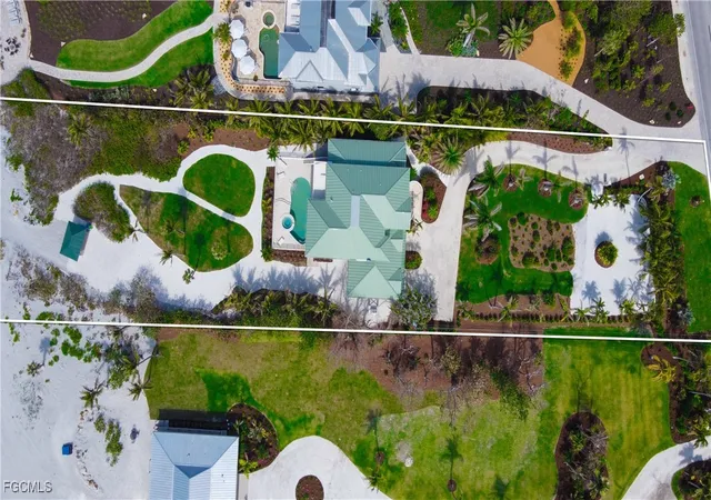 Photo 3 of Single family home for sale at 16770 Captiva Dr, Captiva, FL 33924 | MLS# 2025014681 | Listing updated on 2026-02-24