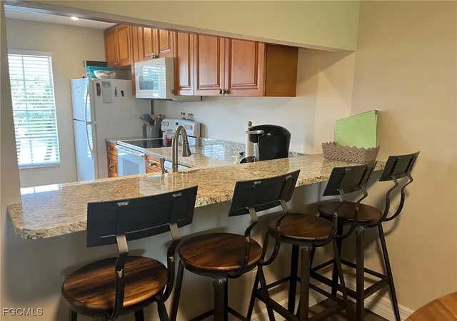 2nd image of 6156 Lake Front Dr, Fort Myers, FL 33908 | MLS# 2025014769