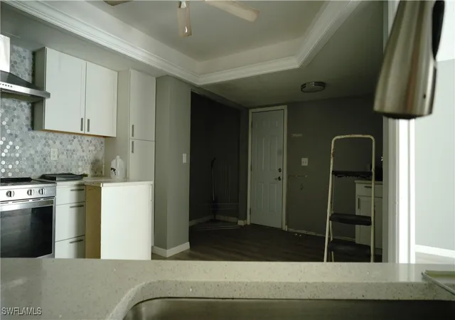 Listing Photo 5 - Condo for sale in building located at 17625 Island Inlet Ct, Fort Myers, FL 33908