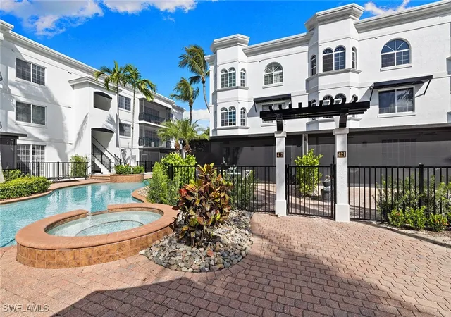 2nd image of 417 4Th Ave S, Naples, FL 34102