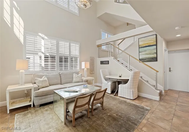 4th image of 417 4Th Ave S, Naples, FL 34102