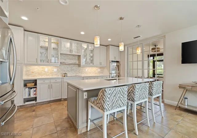 5th image of 417 4Th Ave S, Naples, FL 34102