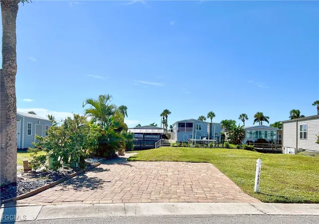 2nd image of 17680 Bryan Ct, Fort Myers Beach, FL 33931 | MLS# 2025014944