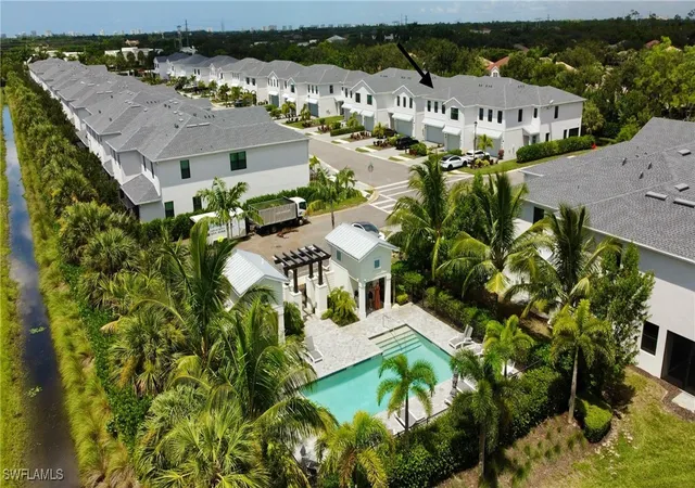 Photo 3 of Townhouse for sale at 13057 Pembroke Dr, Naples, FL 34105 | MLS# 225075043 | Listing updated on 2026-05-15