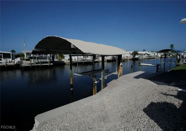 2nd image of 3059 Bounty Ln, Saint James City, FL 33956 | MLS# 2025015215