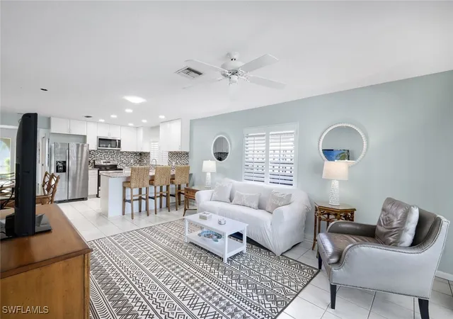 Photo 3 of Sale Pending at 623 98Th Ave N, Naples, FL 34108 | MLS# 225074973 | Listing updated on 2025-10-21