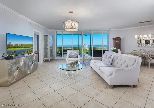 4th image of 23850 Via Italia Cir #805, Estero, FL 34134 | MLS# 225074054