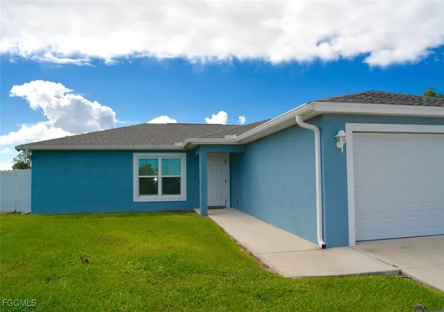 2nd image of 9006 Bamboo Cir, Labelle, FL 33935 | MLS# 2025015373