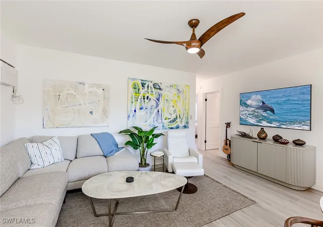 4th image of 235 Seaview Ct #G1, Marco Island, FL 34145 | MLS# 225075304