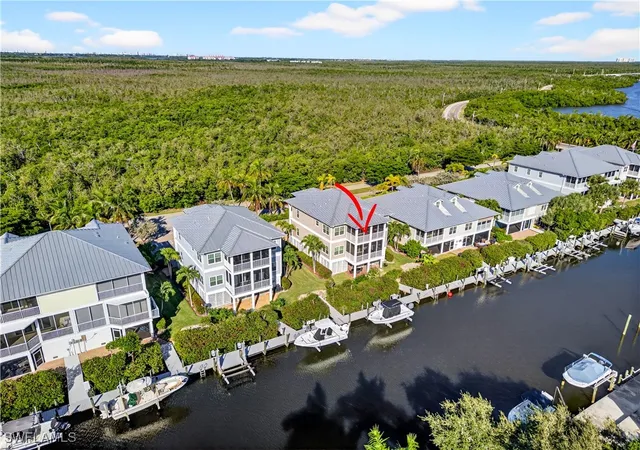 4th image of 322 Angler Dr Dr #502, Goodland, FL 34140 | MLS# 225074440