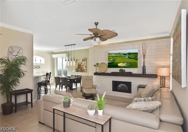 Photo 4 of Sale Pending at 8156 Woodridge Pointe Dr, Fort Myers, FL 33912 | MLS# 2025015516 | Listing updated on 2026-08-31