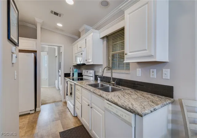5th image of 11083 Sunburst Ln, Fort Myers, FL 33908 | MLS# 2025015556