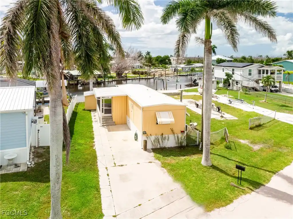 Photo 1 of Manufactured home for sale at 3851 Coconut Dr, Saint James City, FL 33956 | MLS# 2025015671 | Listing updated on 2026-10-24