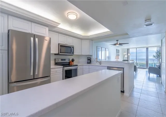 3rd image of 440 Seaview Ct #805, Marco Island, FL 34145 | MLS# 225075692