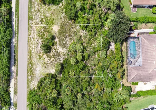 3rd image of 680 Inlet Dr, Marco Island, FL 34145 | MLS# 225071192