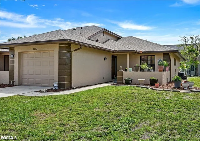 5th image of 4707 Sw 8Th Pl, Cape Coral, FL 33914 | MLS# 2025015827