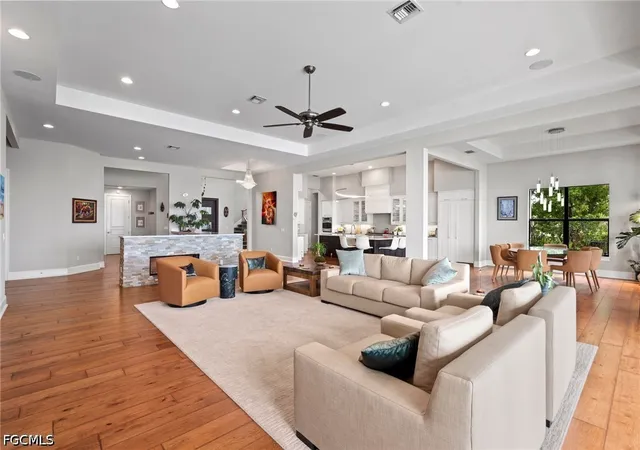 Photo 2 of Mansion for sale at 14994 Bonaire Cir, Fort Myers, FL 33908 | MLS# 2025015932 | Listing updated on 2026-10-05