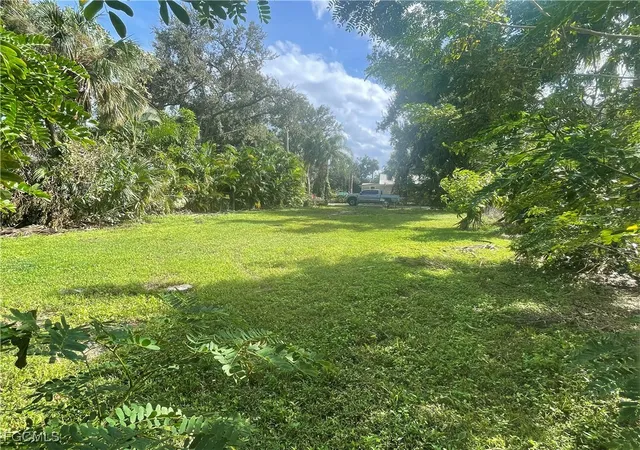 Photo 1 of Land for sale at 348 Capitol St, North Fort Myers, FL 33903 | MLS# 2025016057 | Listing updated on 2025-12-10