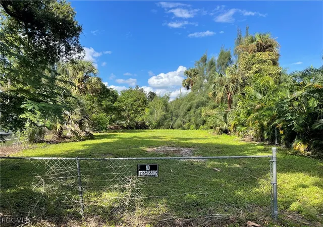 Photo 2 of Land for sale at 348 Capitol St, North Fort Myers, FL 33903 | MLS# 2025016057 | Listing updated on 2025-12-10