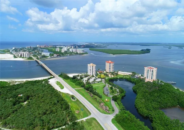 Homes for sale in Fort Myers Beach, FL | 8771 Estero Boulevard, Fort Myers Beach, FL 33931 | Houzeo