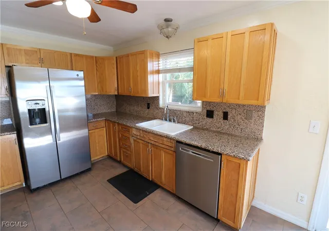 Photo 3 of Sale Pending at 8521 Cypress Dr S, Fort Myers, FL 33967 | MLS# 2025016113 | Listing updated on 2025-10-27