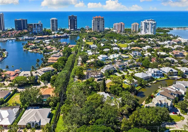 5th image of 5037 Starfish Ave, Naples, FL 34103 | MLS# 225076077