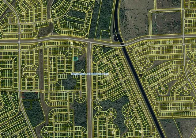 2nd image of 309 Houston Pl, La Belle, FL 33935 | MLS# 2025016429