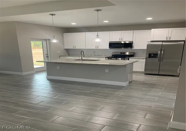 4th image of 8031 Melody Cir, Labelle, FL 33935 | MLS# 2025016665