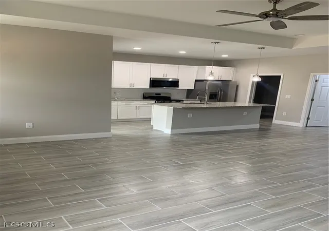 5th image of 8031 Melody Cir, Labelle, FL 33935 | MLS# 2025016665