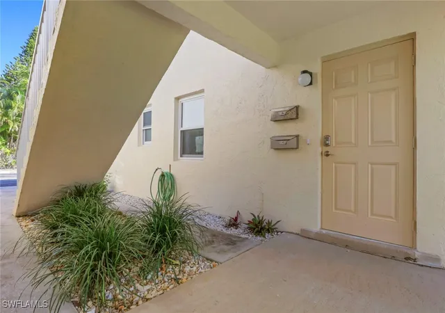 Photo 3 of Sale Pending at 1155 Sandpiper St #E3, Naples, FL 34102 | MLS# 225074898 | Listing updated on 2026-07-23