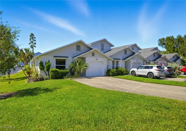 2nd image of 13670 Abbey Dr, Fort Myers, FL 33919