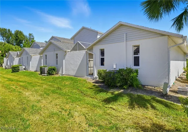 21st image of 13670 Abbey Dr #4, Fort Myers, FL 33919 | MLS# 2025016784