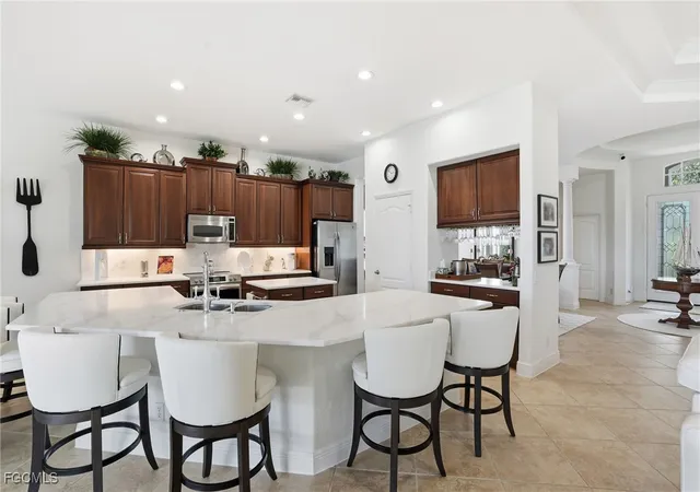 5th image of 3106 Sagittaria Ln, Alva, FL 33920 | MLS# 2025016867