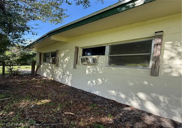 4th image of 5915 Howard Ln, Punta Gorda, FL 33950 | MLS# 2025017306