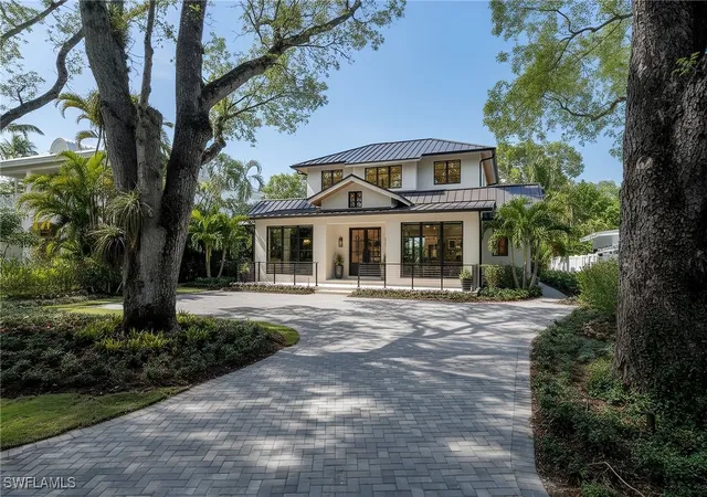 1st image of 349 2nd Ave N, Naples, FL 34102 | MLS# 225077098