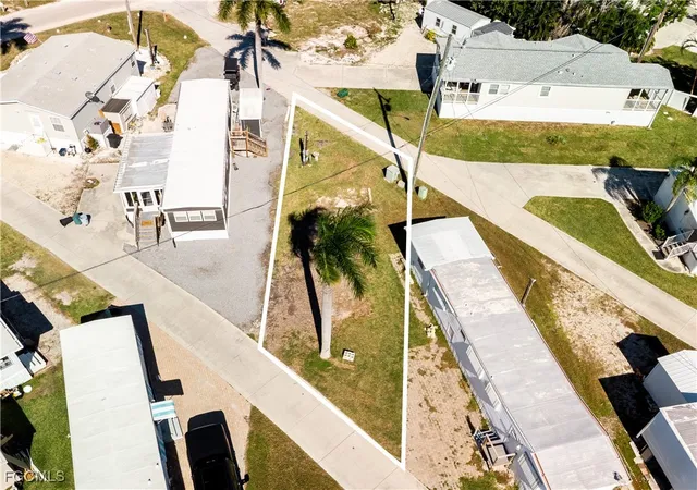 3rd image of 16978 Captains Dr, Bokeelia, FL 33922 | MLS# 2025017721