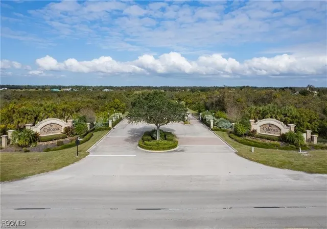 2nd image of 22797 Yellow Button Ln, Alva, FL 33920 | MLS# 2025017796