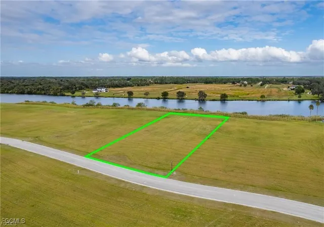 5th image of 22797 Yellow Button Ln, Alva, FL 33920 | MLS# 2025017796