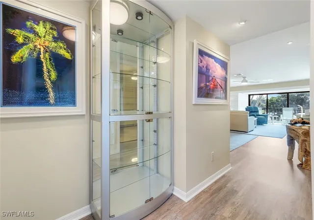 Listing Photo 4 - Condo for sale in building located at 1672 Spoonbill Ln, Naples, FL 34105 - Unit #B