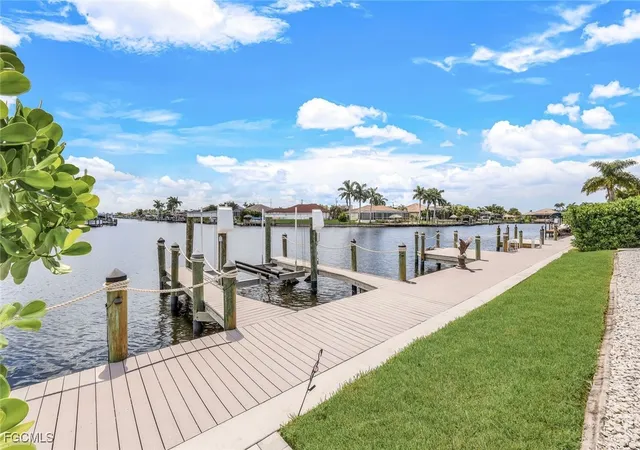 Homes for sale in Cape Coral, FL | 5321 Sw 20Th Pl, Cape Coral, FL 33914 | MLS# 2025018215