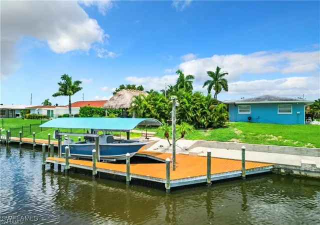 50th image of 2818 Se 17th Pl, Cape Coral, FL 33904 | MLS# 225076976