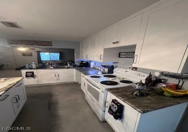 Photo 4 of Single family home for sale at 15054 Buckeye Dr, Fort Myers, FL 33905 | MLS# 2025018269 | Listing updated on 2026-06-08