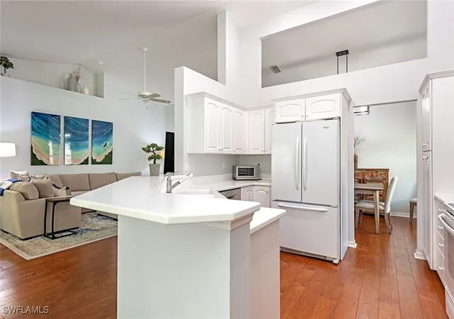 4th image of 2540 Talon Ct, Naples, FL 34105