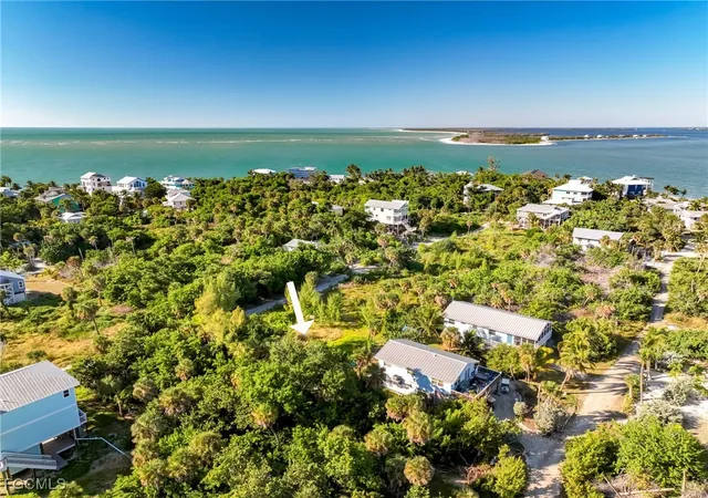 Photo 3 of Land for sale at 191 Swallow Dr, Captiva, FL 33924 | MLS# 2025018491 | Listing updated on 2025-12-10