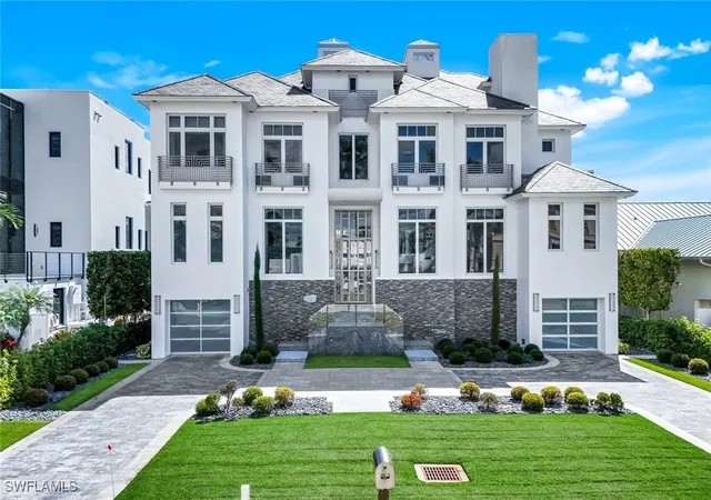 Photo 1 of Mansion for sale at 260 Channel Dr, Naples, FL 34108 | MLS# 225076105 | Listing updated on 2026-06-25