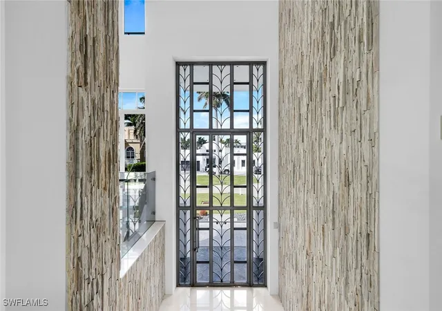 Photo 3 of Mansion for sale at 260 Channel Dr, Naples, FL 34108 | MLS# 225076105 | Listing updated on 2026-06-25