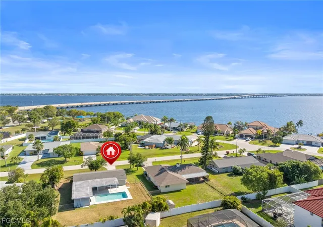 33rd image of 2514 Se 26th Ave, Cape Coral, FL 33904 | MLS# 2025018597