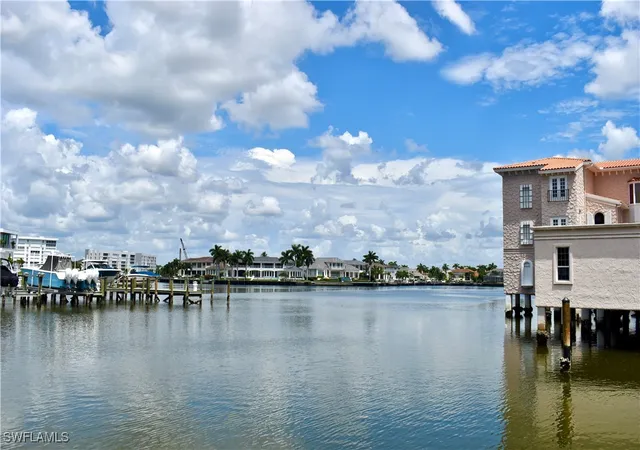 8th image of 4090 Gulf Shore Blvd N, Naples, FL 34103 | MLS# 225078099