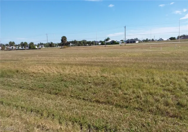 2nd image of 1505 1513 Nw 32nd Pl, Cape Coral, FL 33993 | MLS# 2025018964