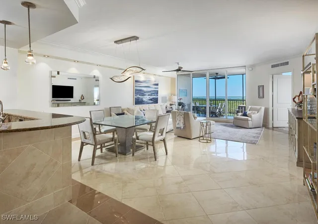 4th image of 23850 Via Italia Cir #504, Estero, FL 34134 | MLS# 225078388